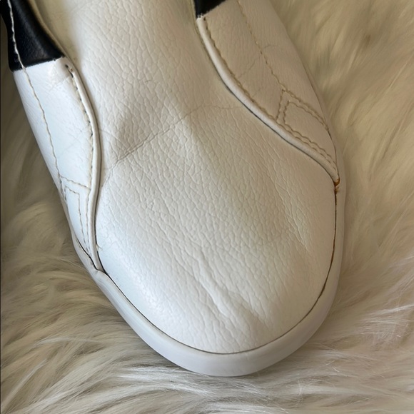 Nautica White and Black Sneakers Sleek Modern Design - Picture 16 of 16